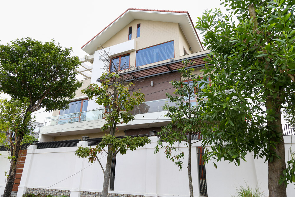Thiết kế biệt thự hiện đại Gia đình Anh Đạt tại Bãi Cháy, Quảng Ninh 2