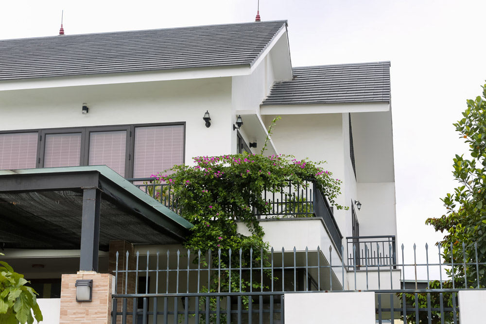 Mẫu thiết kế biệt thự mái thái hiện đại tại Đông Triều, Quảng Ninh 3