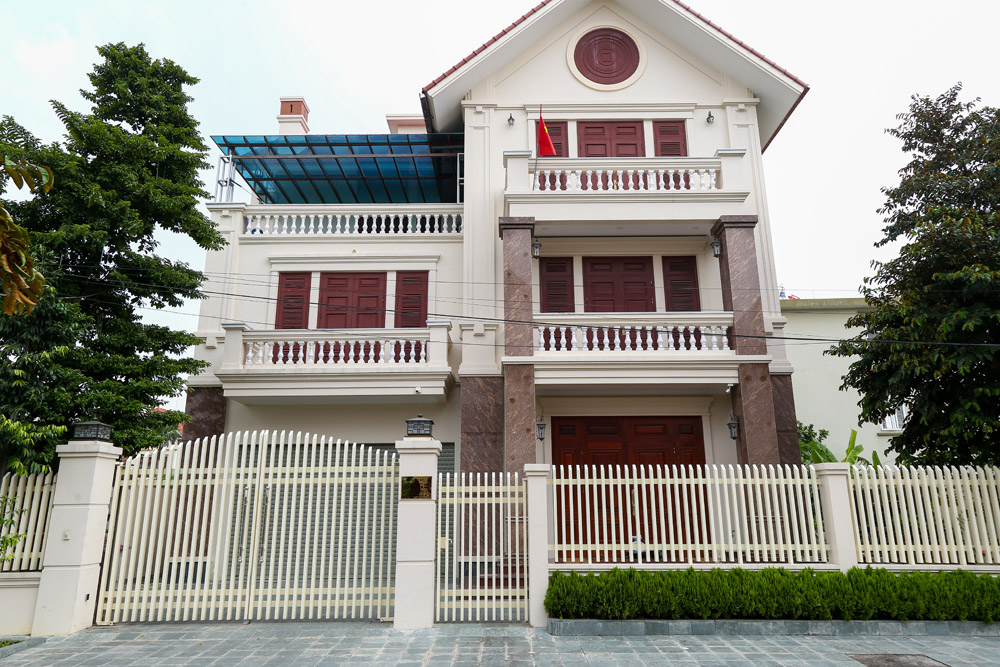 Thiết kế biệt thự hiện đại nhà Anh Chính tại Móng Cái, Quảng Ninh 2