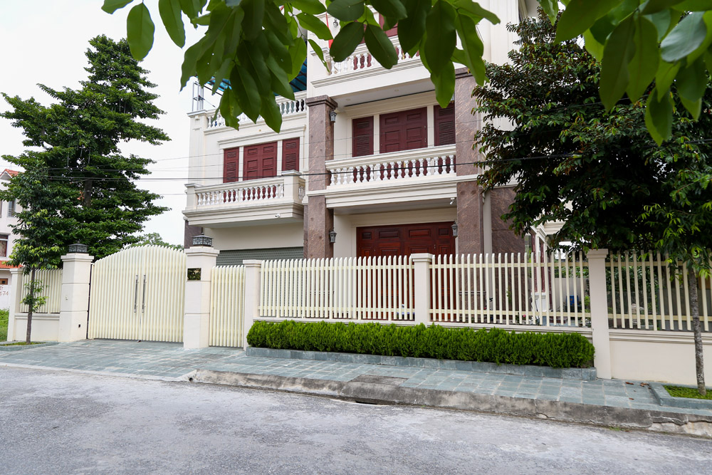 Thiết kế biệt thự hiện đại nhà Anh Chính tại Móng Cái, Quảng Ninh 5
